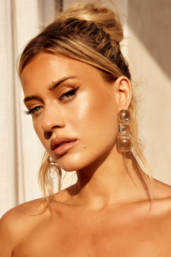 Find Your Paradise Earrings - Clear